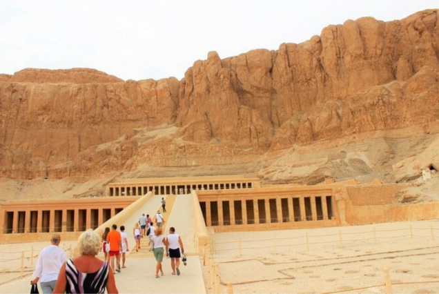 Tour to The East & West Bank of the Nile Luxor